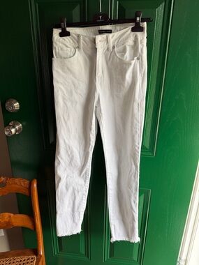 Sincerely Jules White Skinny Jeans with Raw Hem